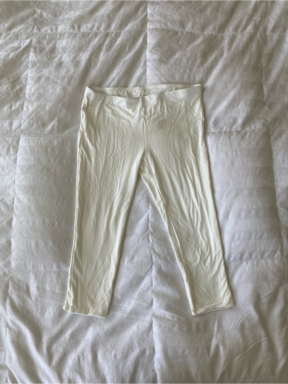 Women's Ivory/White Stretch Capris